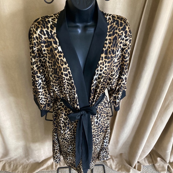 City Chic Leopard Print Robe, Size 16 (S) - Picture 5 of 11